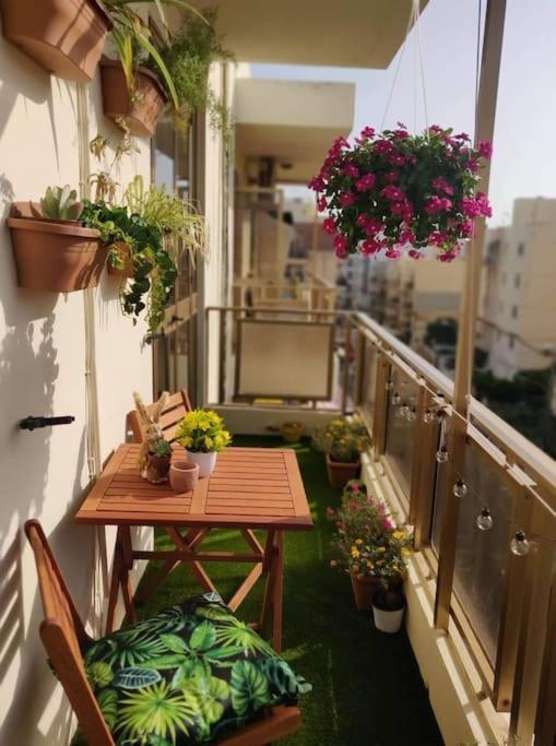 St Paul'S Bay Central Apartment In Qawra St. Paul's Bay Exterior photo